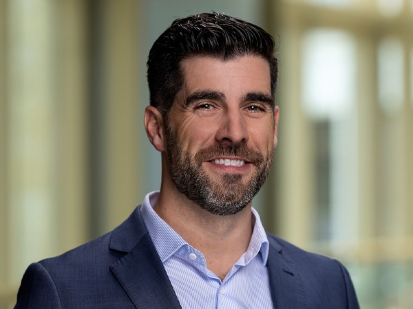 Donald Hall | Allnews